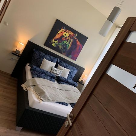 Mayer Vendeghaz Miskolc Buitenkant foto