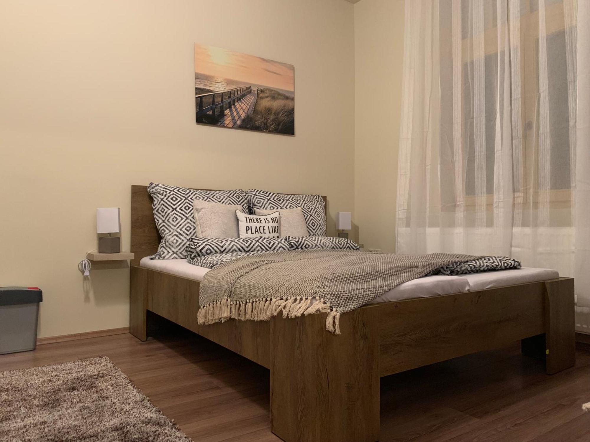 Mayer Vendeghaz Miskolc Buitenkant foto